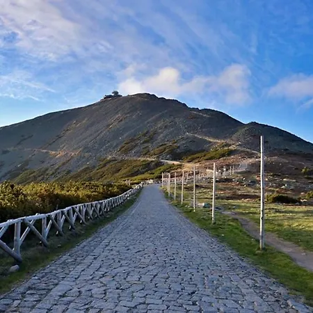 Horsky Apartman S Oplocenou Zahradou Lägenhet Svoboda nad Úpou